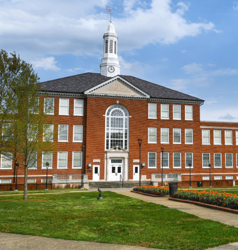 Keeny Hall on Louisiana Tech's campus