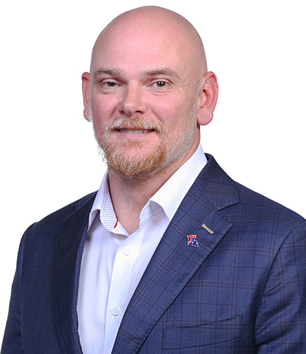 Headshot of Tom Soto