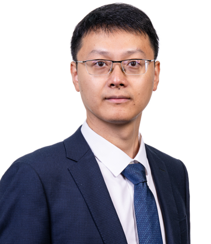 Headshot of Xiao Yi on a white background