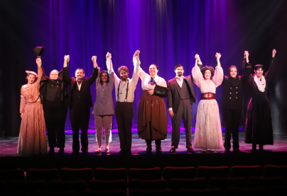 cast of Dracula taking their final bow