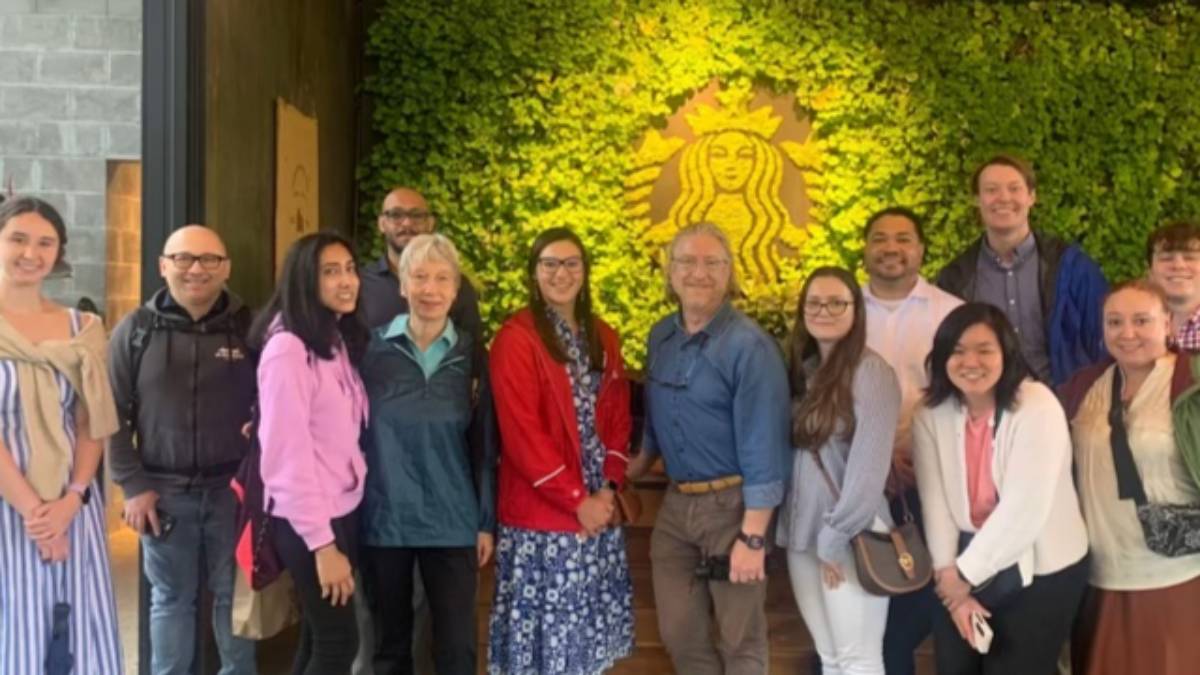 students in Costa Rica 