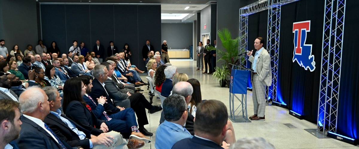 Louisiana Governor Jeff Landry speaks at Louisiana Tech