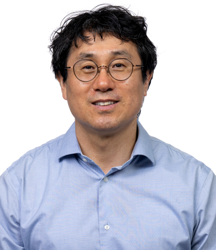 Headshot of Jungshik Hur on a White Background