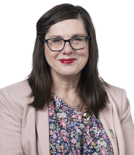Headshot of Michelle Riggs Waller on a white background