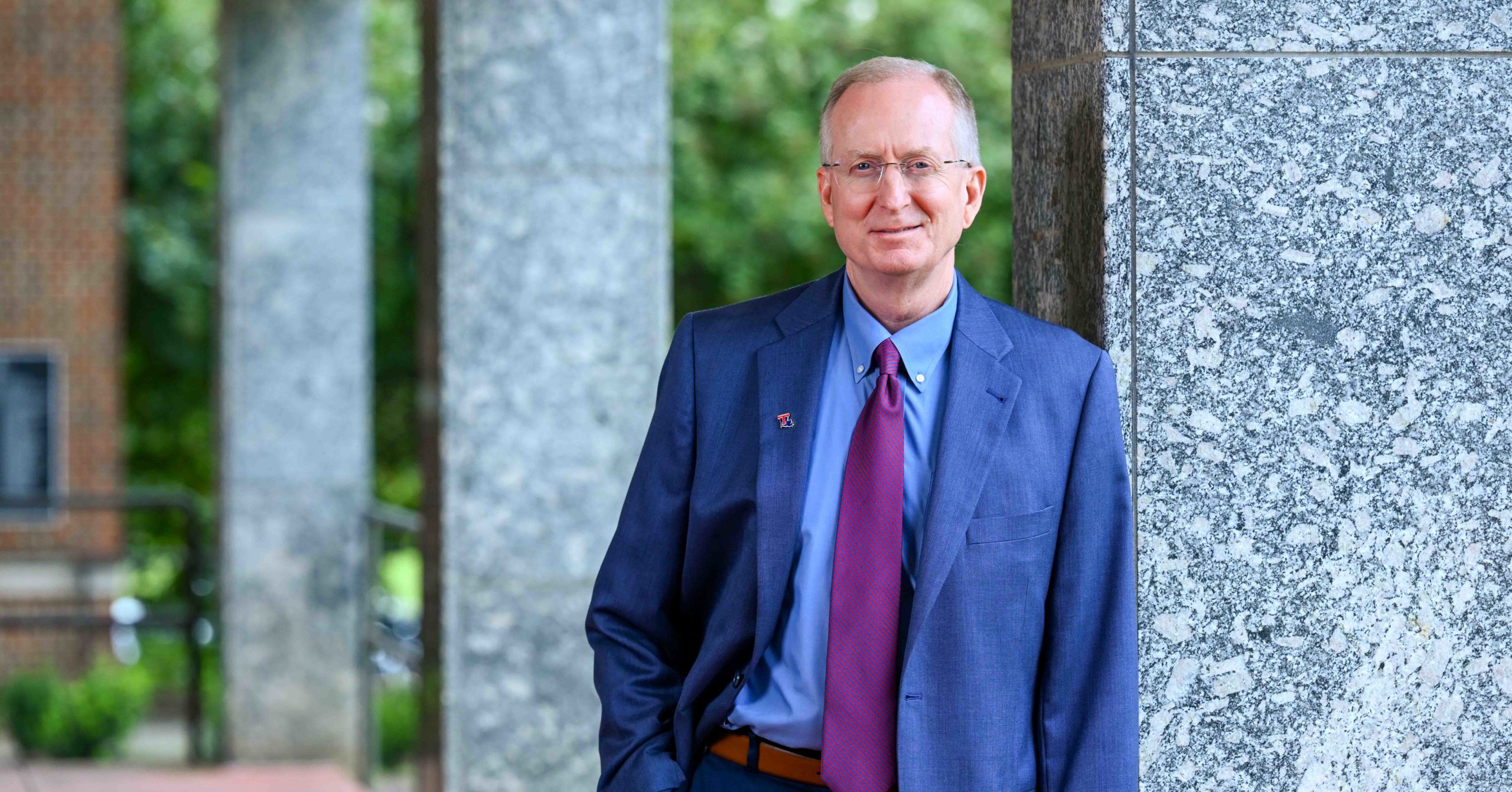 Dr. Gary Kennedy